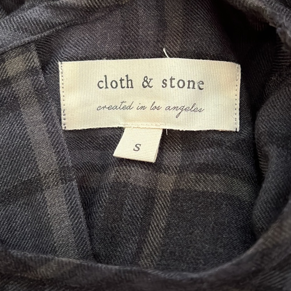Cloth & Stone Mallory Short Sleeve Blouse Frayed Hem Top NWOT - Picture 4 of 5